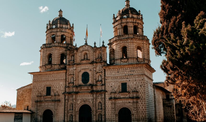 La Iglesia San Francisco